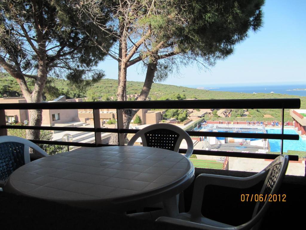 Centro Vacanze Cugnana Verde Portisco Extérieur photo