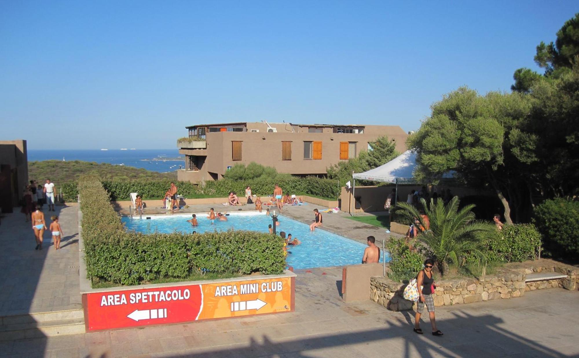 Centro Vacanze Cugnana Verde Portisco Extérieur photo